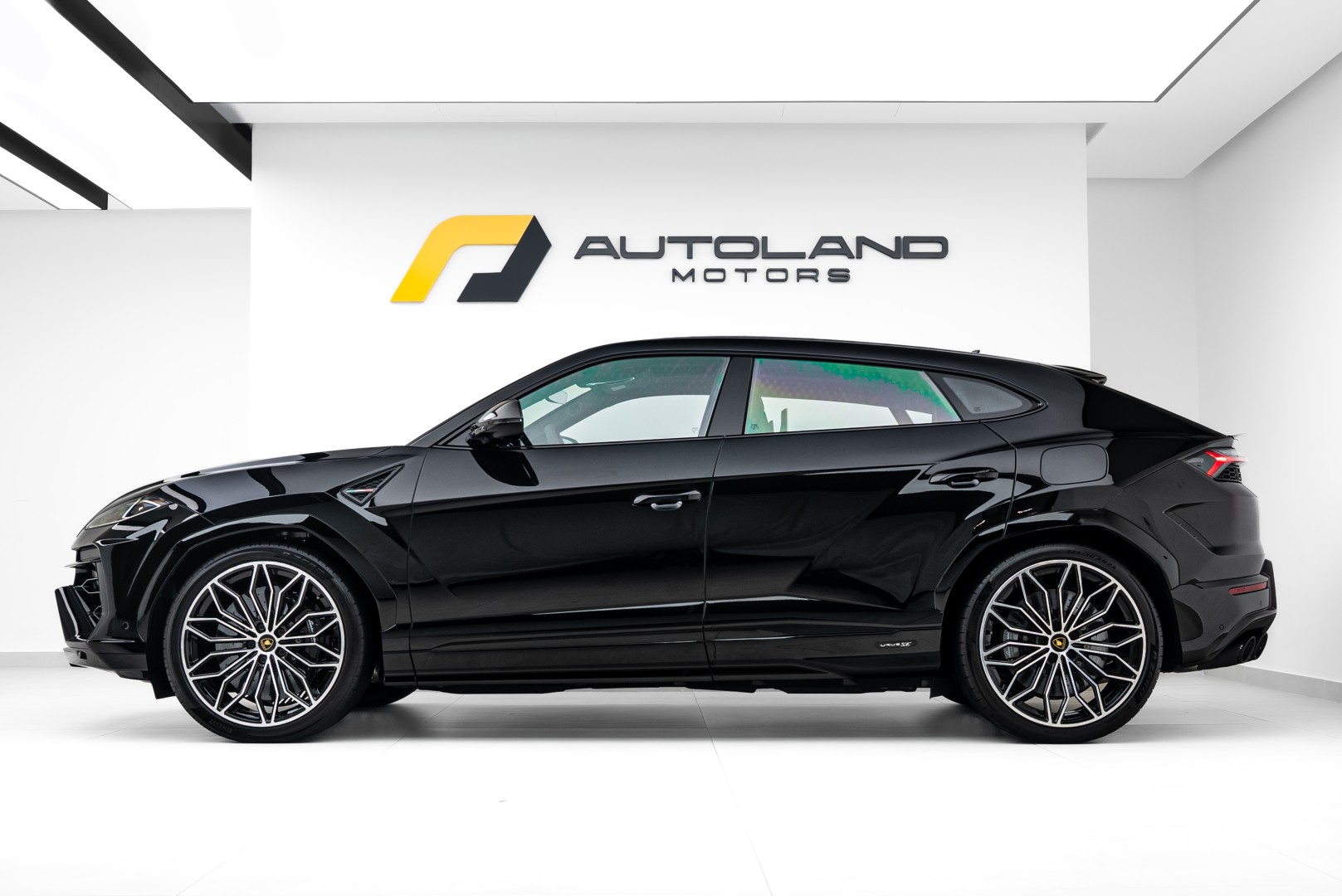 2025 URUS SE | 3D BANG & OLUFSEN | HIGH SPEC 